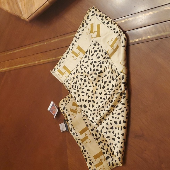 20 X 20 Silk Scarf - Picture 4 of 6